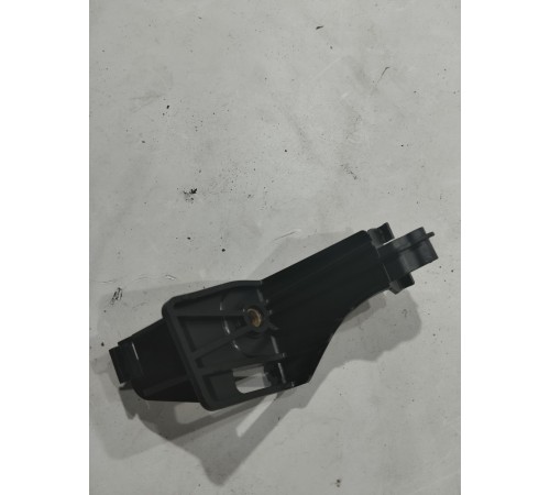 Кронштейн(крепление) кузова