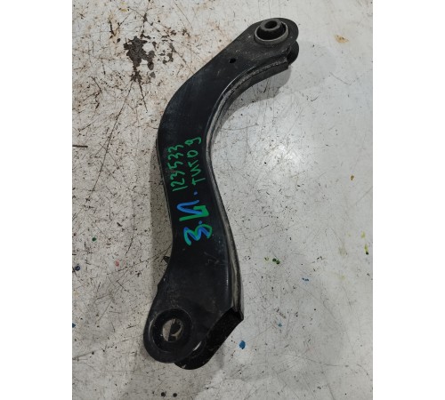 Рычаг подвески задний левый верхний