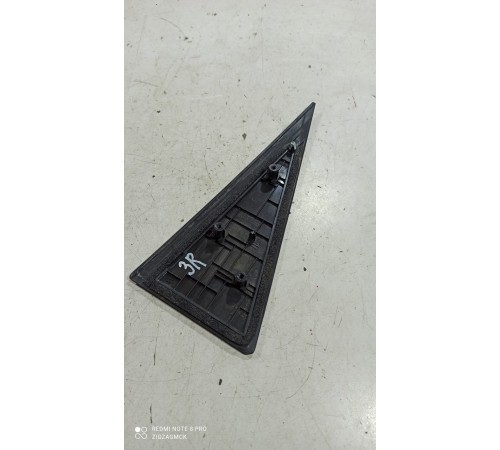 Накладка (угол) двери задняя правая наружная 