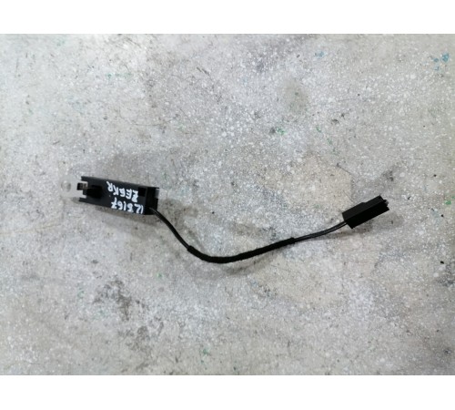 Антенна задняя левая