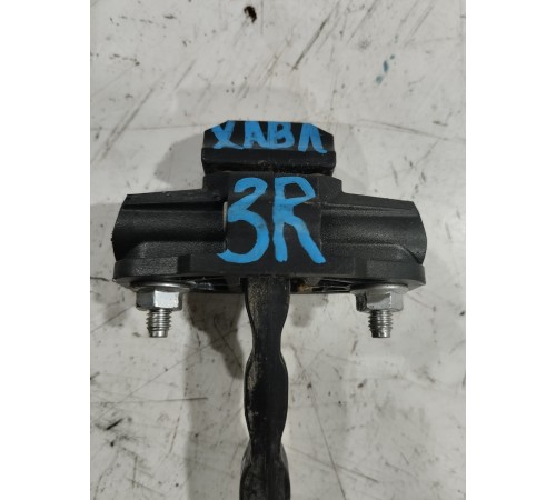 Ограничитель двери(задний правый)