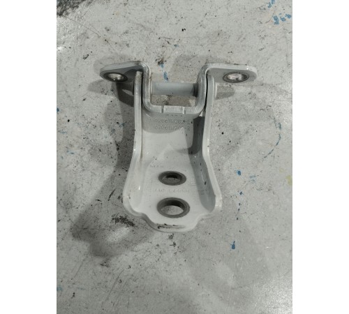 Петля двери задняя правая нижняя