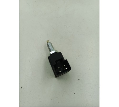 Датчик стоп сигнала