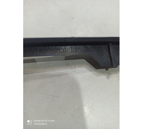 Кронштейн салона