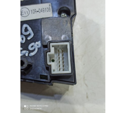 Кнопки руля многофункциональные правые