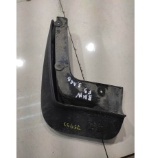 Брызговик (задний, левый)