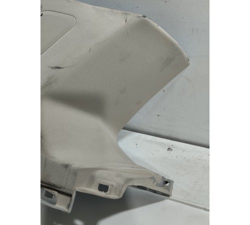 Обшивка задней стойки левая