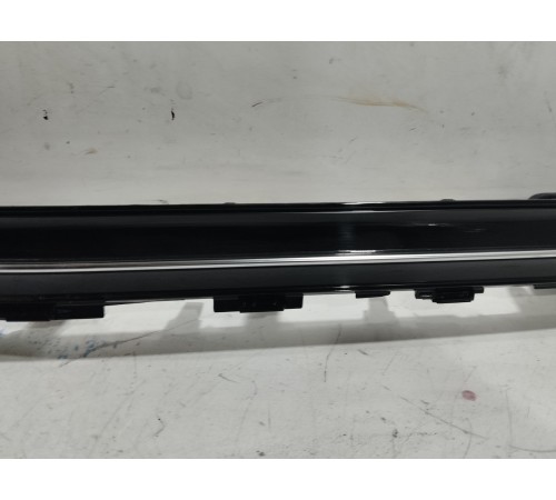 Накладка торпедо центральная с воздушными дефлекторами