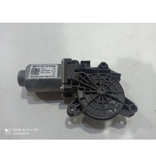 Моторчик стеклоподъёмника передний левый