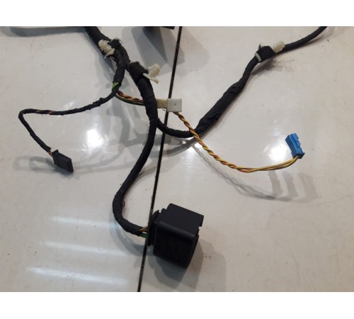 Электропроводка двери (задняя, левая)