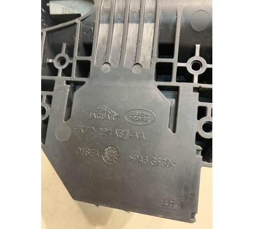 Ручка двери (передняя, левая, внешняя)