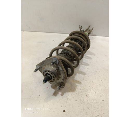 Амортизатор подвески передний правый в сборе