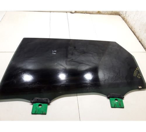 Стекло двери (заднее левое)