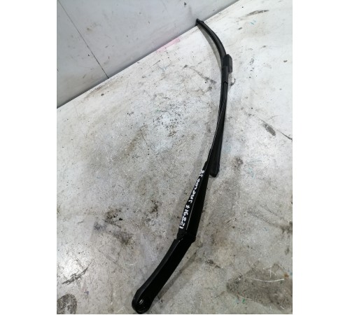 костыль стеклоочистителя левый 