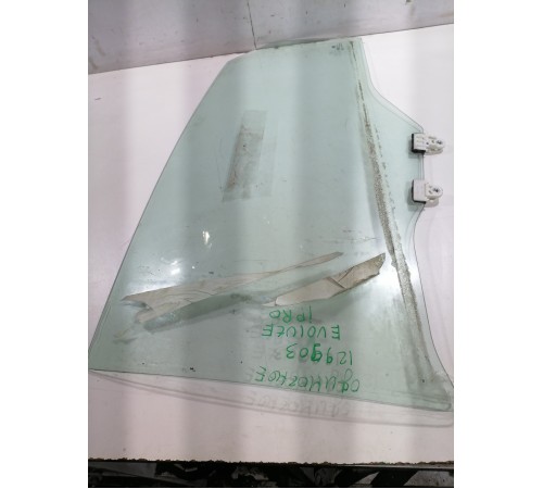 Стекло двери заднее левое