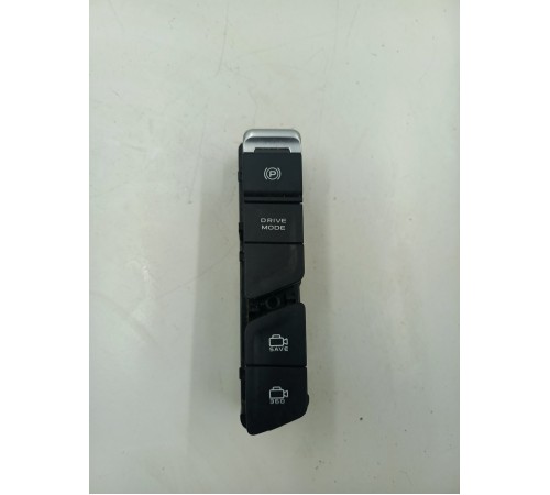 Блок кнопок центральной консоли многофункциональных