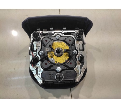 Подушка безопасности водителя