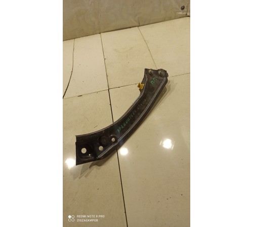 Кронштейн крыла (передний, правый)