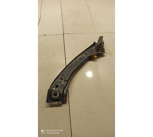 Кронштейн крыла (передний, правый)