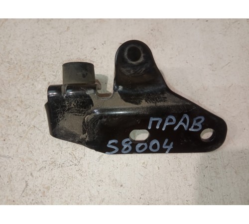 Кронштейн амортизатора крышки багажника правый