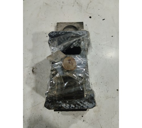 Петля буксировочная правая