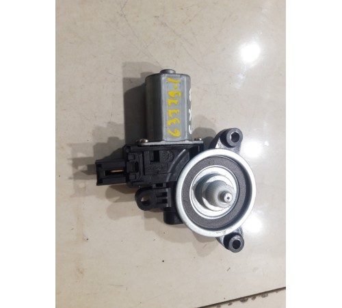 Моторчик стеклоподъемника задний 