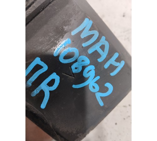 Петля буксировочная правая