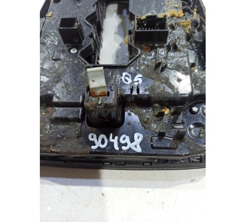 Плафон салона с фонарями для чтения