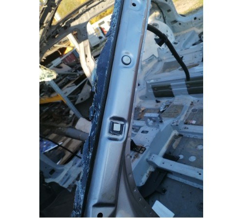 Стойка лобового стекла левая
