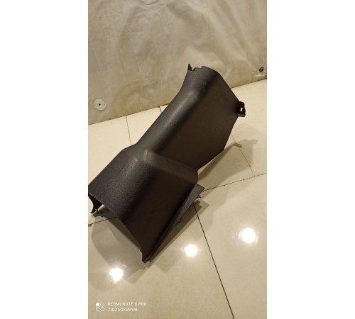 Кожух рулевой колонки нижний