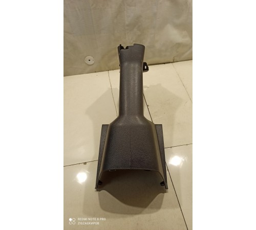 Кожух рулевой колонки нижний