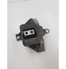 Опора КПП правая