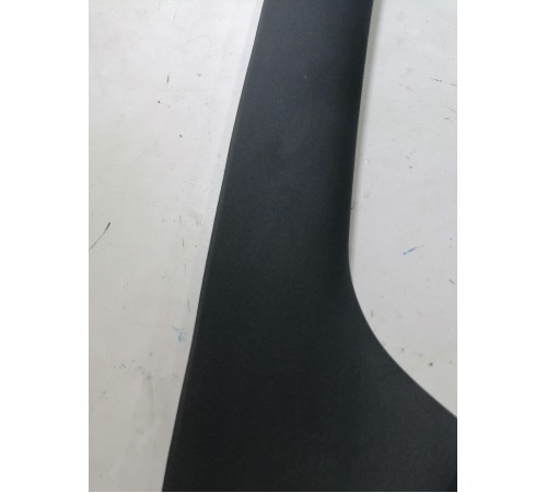 Обшивка стойки лобового стекла правая