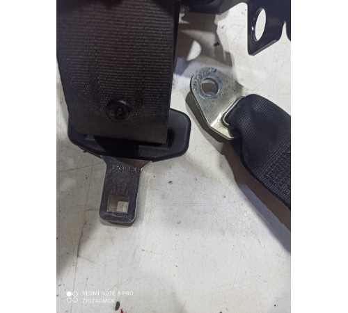 Ремень безопасности (задний правый)