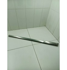 Молдинг двери передний правый