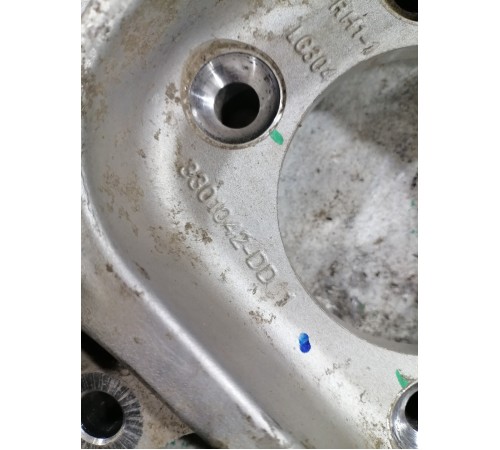 Кулак задний правый, цапфа