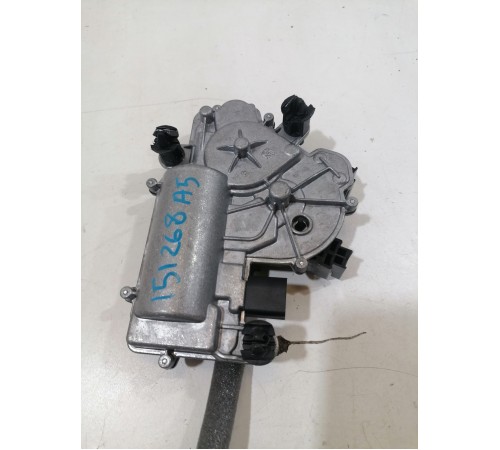 Замок крышки багажника с доводчиком