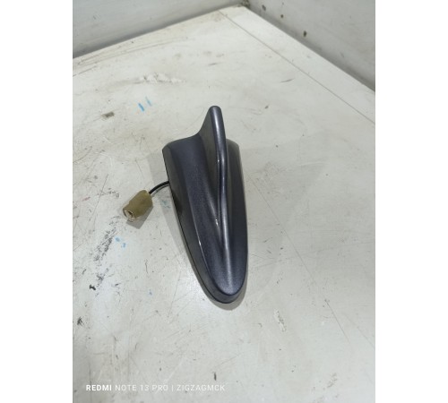 Антенна крыши плавник