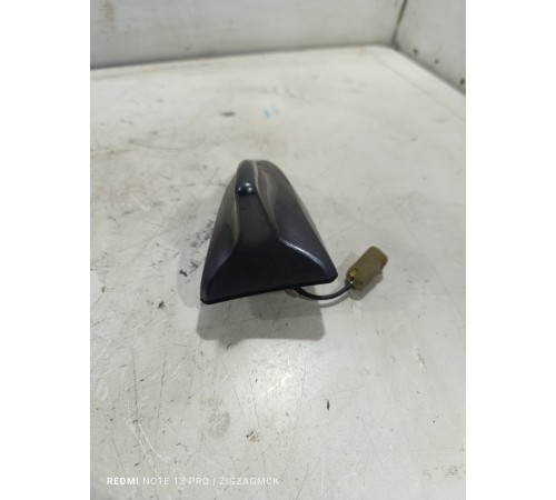 Антенна крыши плавник