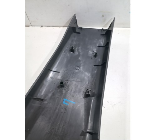 Обшивка центральной стойки левая нижняя