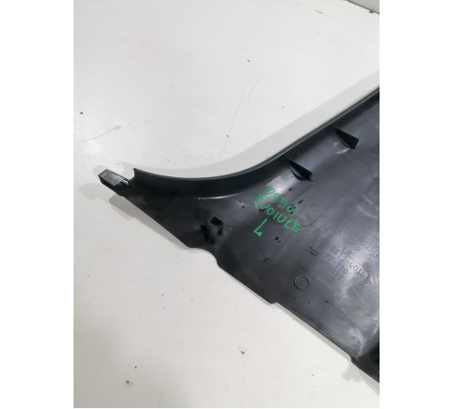 Обшивка центральной стойки левая нижняя