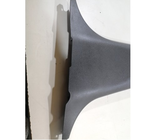 Обшивка центральной стойки левая нижняя