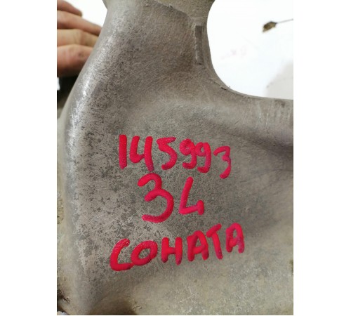 Кулак поворотный задний левый