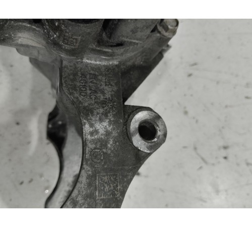 Кронштейн(крепление) компрессора кондиционера/генератора