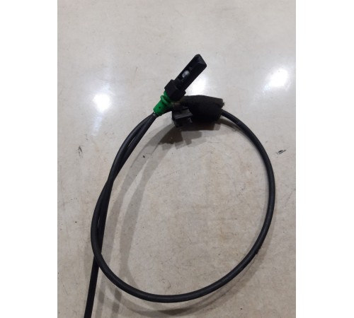 Доводчик двери (задний правый)