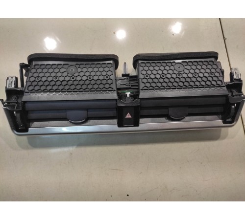 Центральный воздушный дефлектор