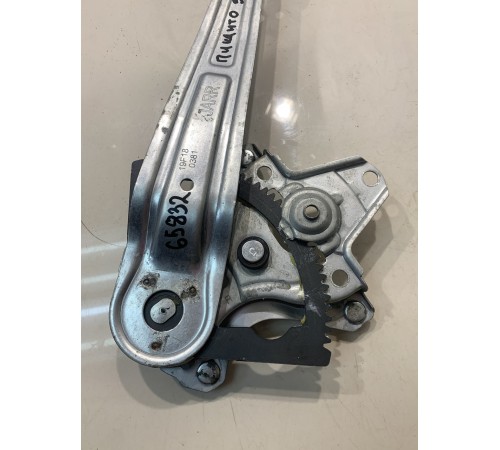 Стеклоподъёмник (задний, левый)