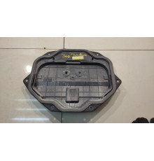 Накладка двери (задняя, правая, внутренняя)