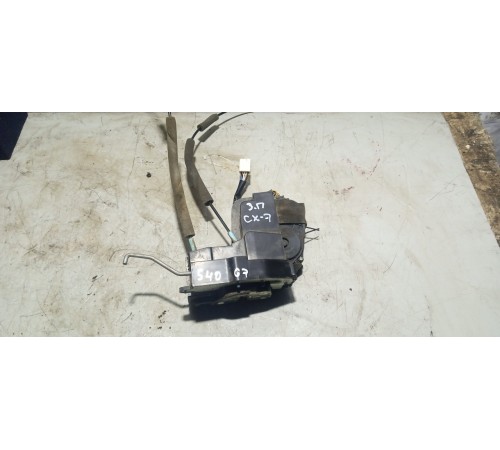 Замок двери задней правой