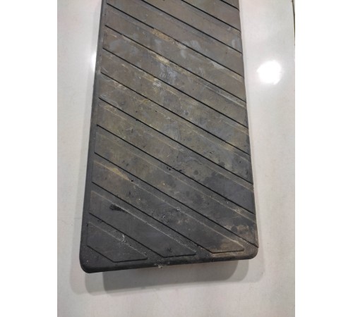 Накладка опоры ноги водителя